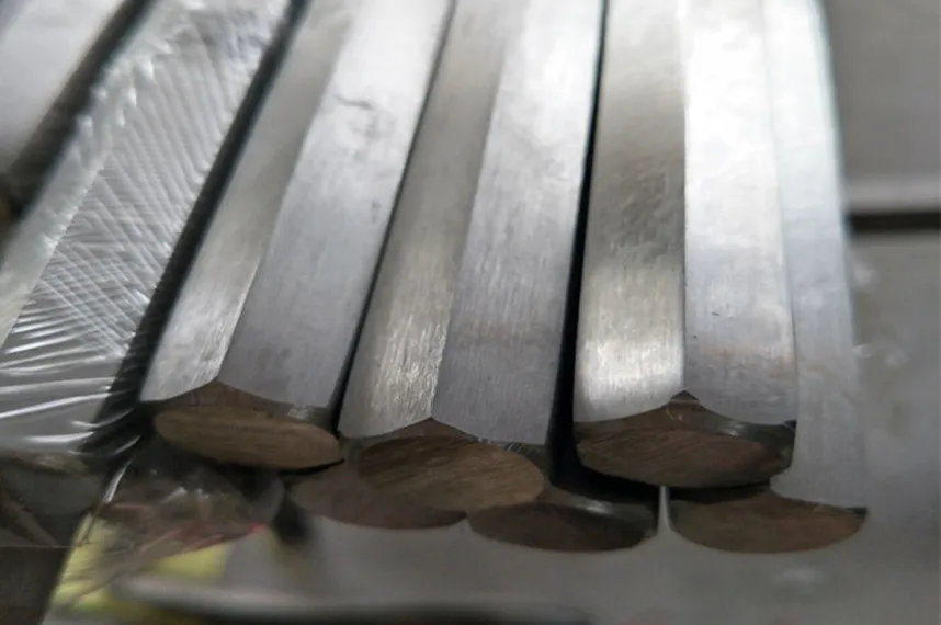 Barra hexagonal de acero inoxidable