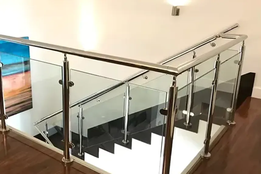Pasamanos de acero inoxidable para escaleras