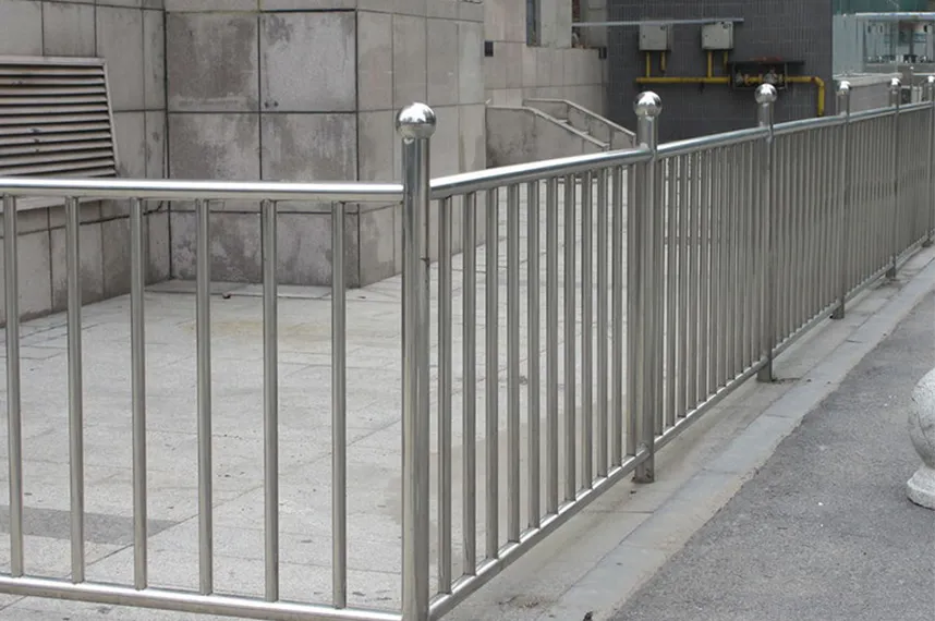 Corrimão vertical para exterior em aço inoxidável